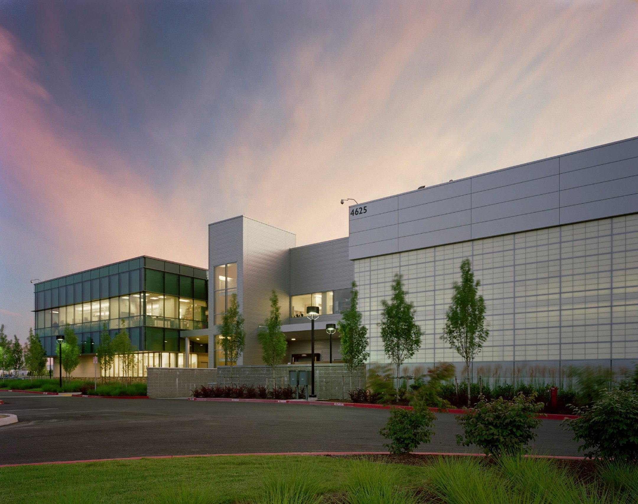 Hoffman Construction — Genentech Fill and Finish Facility