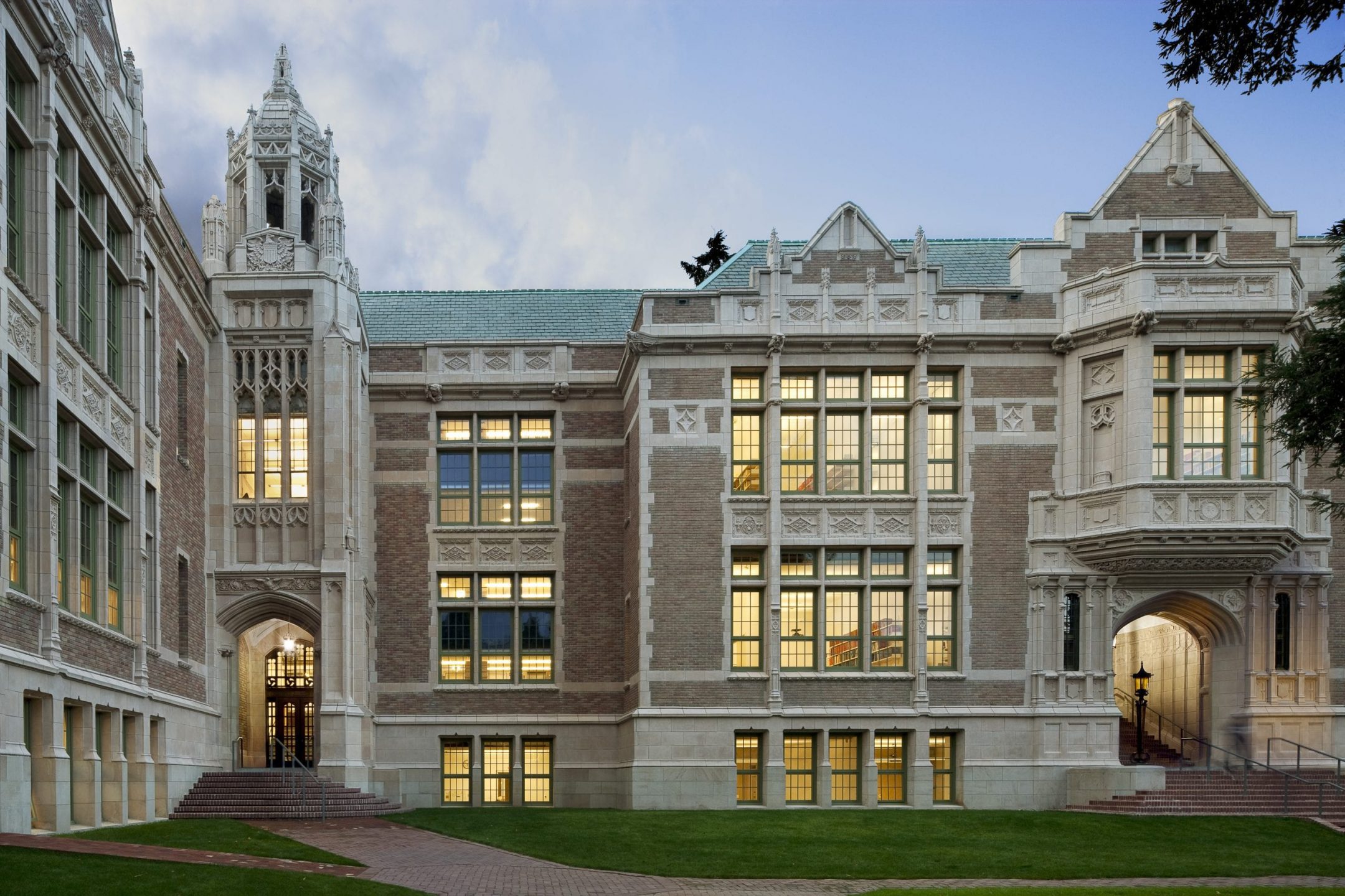 Hoffman Construction — Savery Hall Renovation